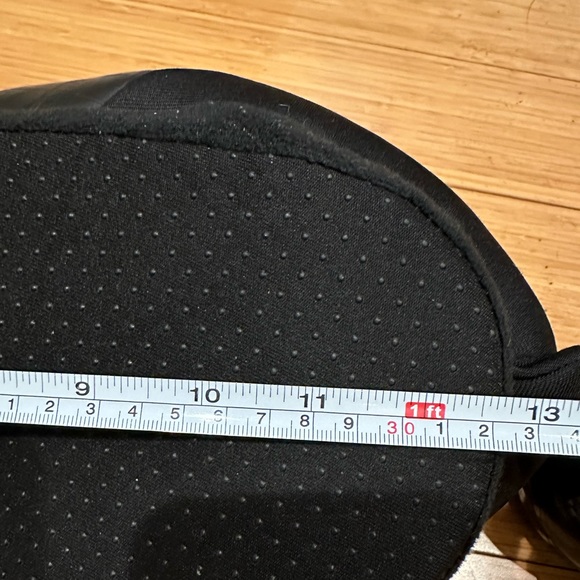 Sneaker Slippers One Size - Picture 9 of 10